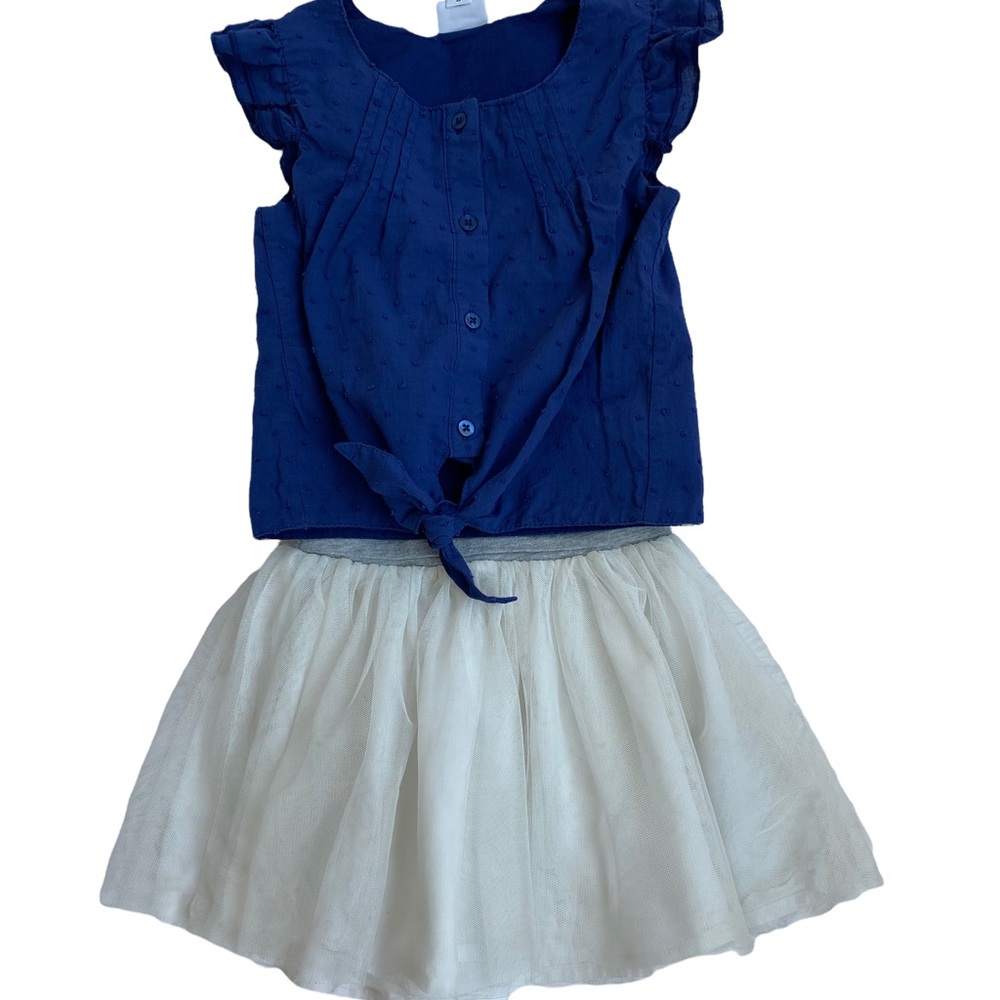 GAP/CROWN & IVY Little Girl Ivory Tutu and Blue Top. Size: 3T